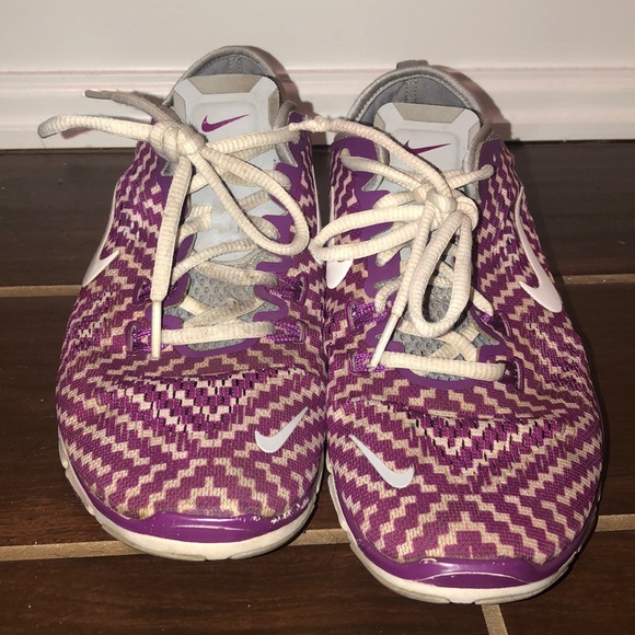 Nike Shoes - Used Nike sneakers